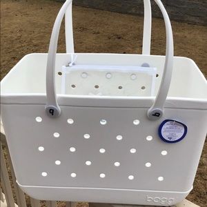 Elegant WHITE LARGE Bogg Bag NWT